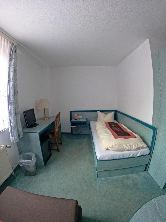 Hotel Diana Schonwalde-Glien Esterno foto